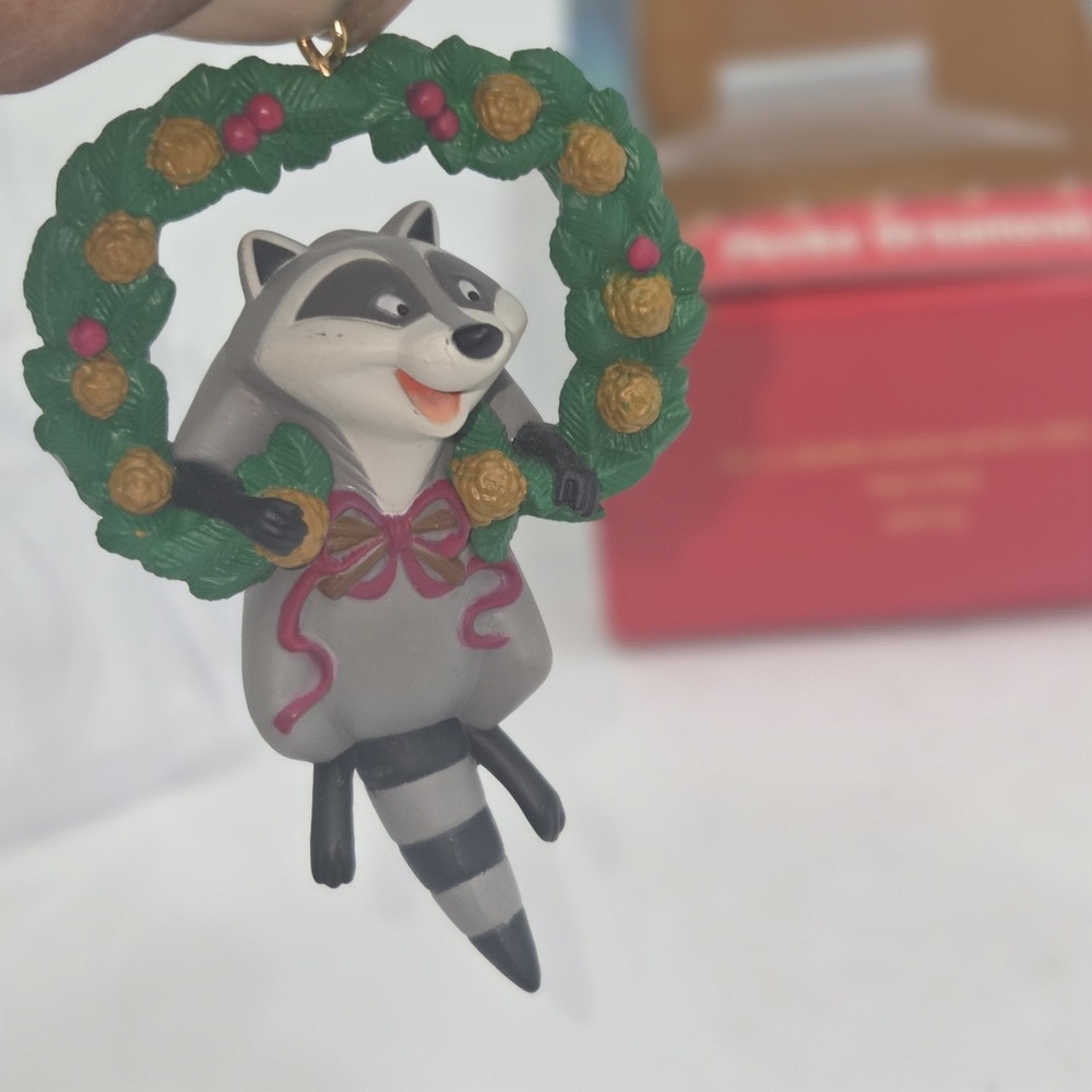 Grolier First Issue "MEEKO" Raccoon Walt Disney's Pocahontas Christmas Ornament